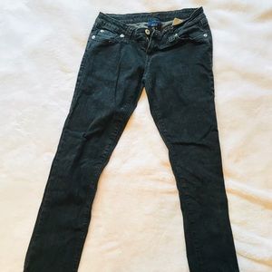 Long black sexy skinny jeans!